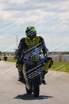 media/May-29-2022-Lets Ride (Sun) [[e8986be515]]/B Group/Grid/